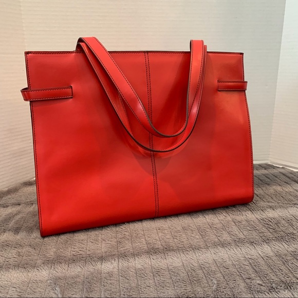 Wilson's bright orange ladies leather brief case.  Striking color.  Fully lined. - Picture 2 of 11